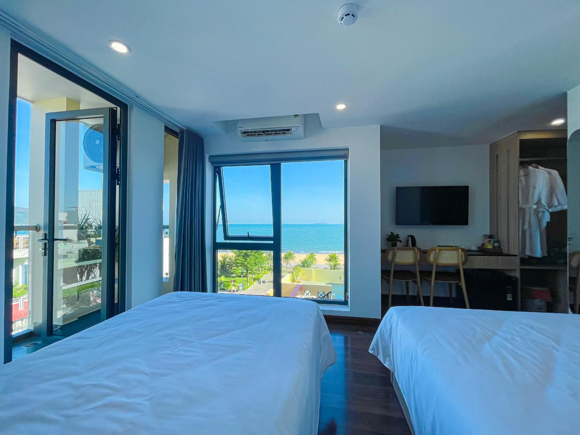 Joyce House Hotel กวีเญิน ภายนอก รูปภาพ