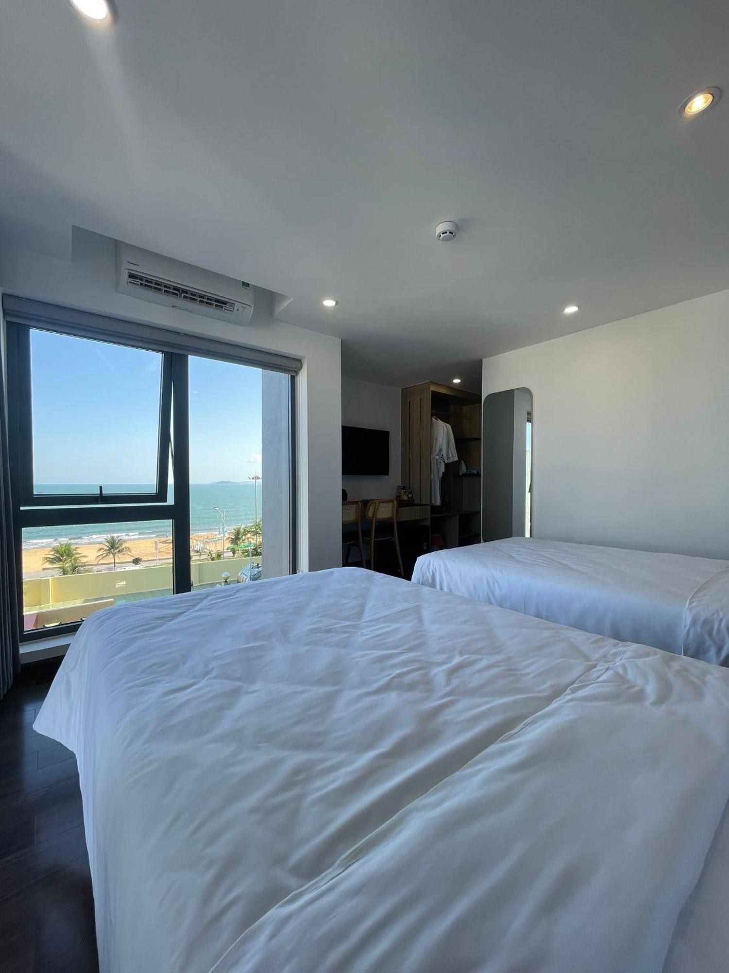 Joyce House Hotel กวีเญิน ภายนอก รูปภาพ